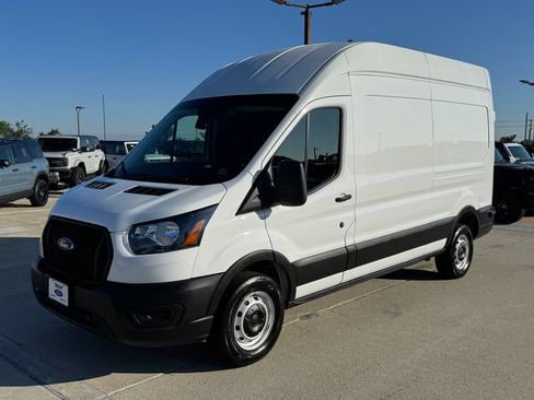 Used 2025 Ford Transit 250 148 High Roof RWD image 11