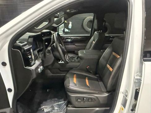 Used 2026 GMC Sierra 2500 AT4 AWD/4WD image 14