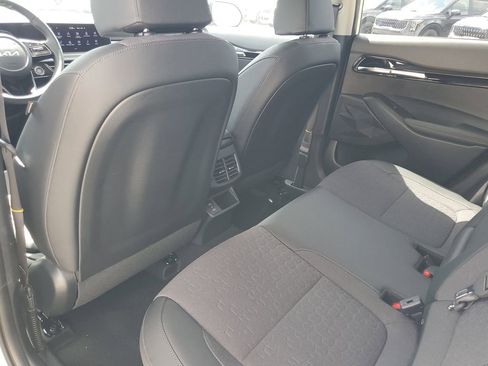 New 2026 Kia Seltos S FWD image 21