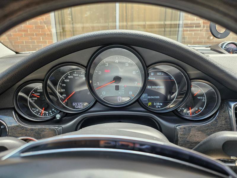Used 2013 Porsche Panamera S RWD image 38