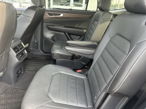 Used 2026 Volkswagen Atlas SEL AWD/4WD image 12
