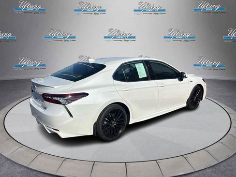Used 2021 Toyota Camry XSE w/ Navigation Upgrade Package FWD image 3