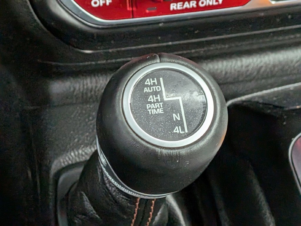 Used 2023 Jeep Wrangler Unlimited Rubicon 392 w/ Xtreme Recon 35" Tire Package AWD/4WD image 19