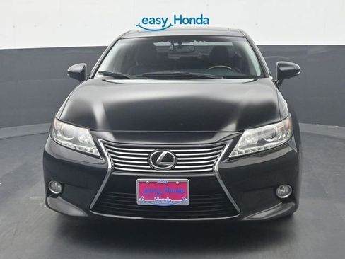Used 2013 Lexus ES 350 w/ Luxury Pkg FWD image 3