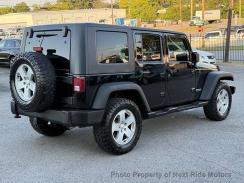 Used 2012 Jeep Wrangler Unlimited Sport AWD/4WD image 6