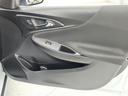 Used 2024 Chevrolet Malibu LT image 25