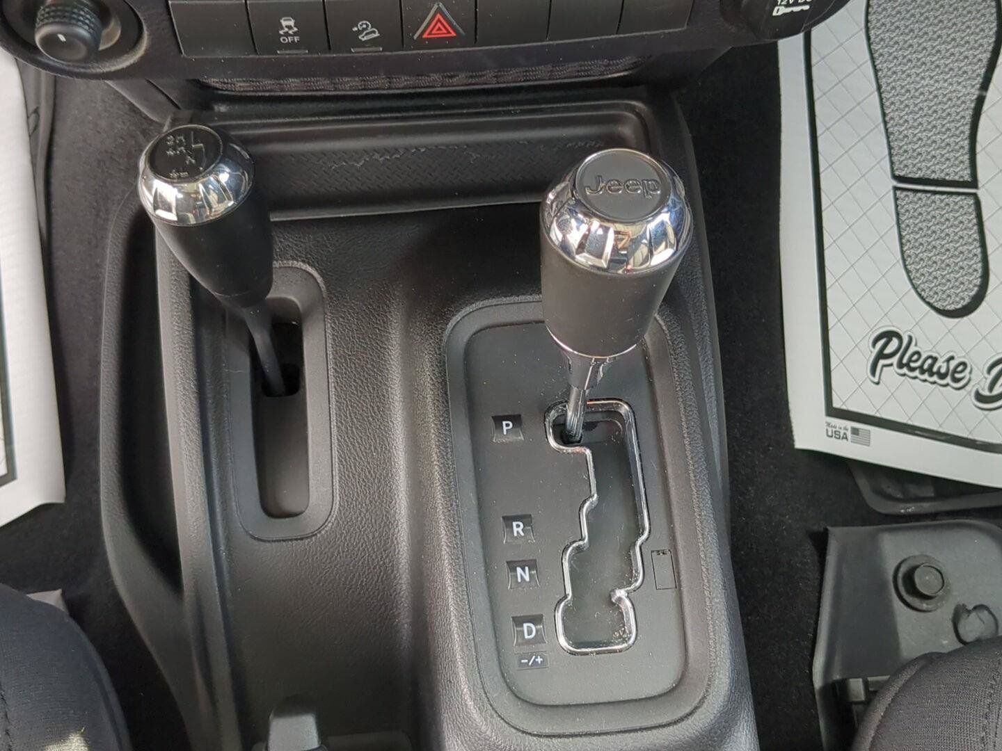 Used 2014 Jeep Wrangler Unlimited Sport AWD/4WD image 16