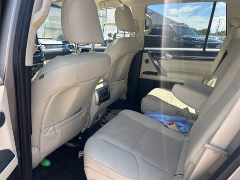 Used 2023 Lexus GX 460 Premium image 15