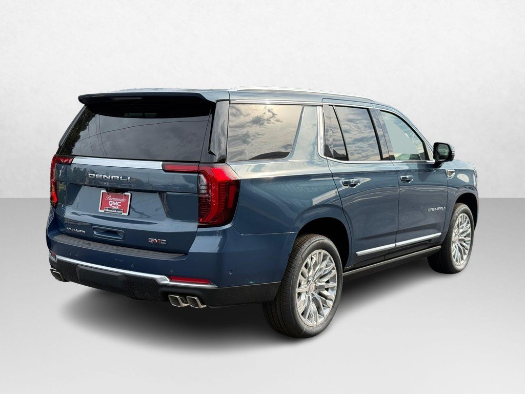New 2026 GMC Yukon Denali w/ Denali Reserve Package AWD/4WD image 3