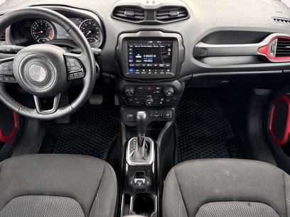 Used 2022 Jeep Renegade Latitude w/ Convenience Group