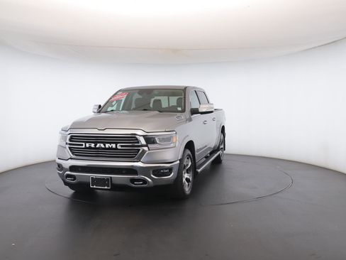 Used 2019 RAM 1500 Laramie image 40