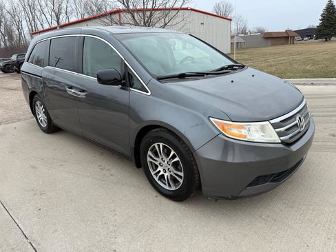 Used 2011 Honda Odyssey EX-L image 3