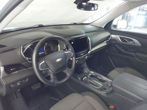 Used 2021 Chevrolet Traverse LT FWD image 17