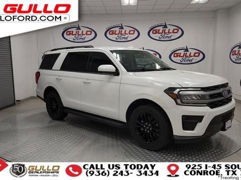 Used 2024 Ford Expedition XLT image 2