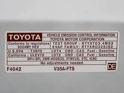 Used 2024 Toyota Tundra Platinum image 29