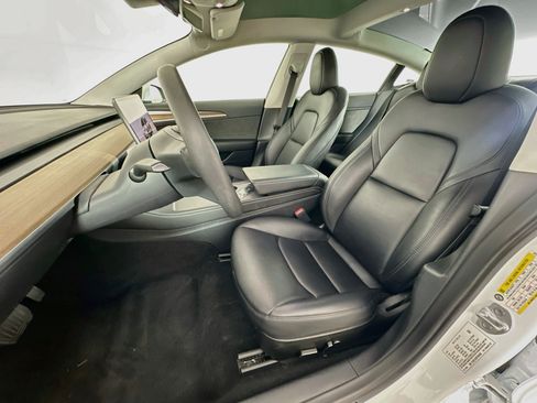 Used 2023 Tesla Model 3 Standard Range RWD image 13