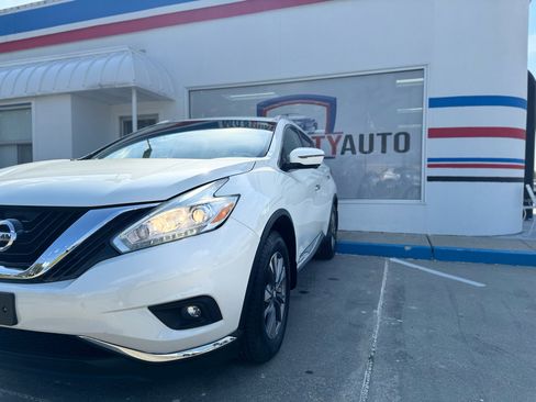 Used 2017 Nissan Murano SL image 8