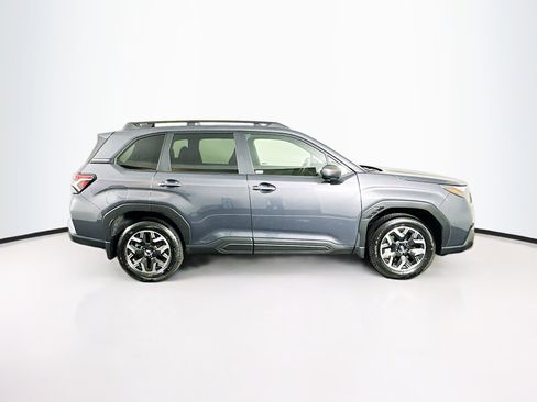 Used 2025 Subaru Forester Premium image 10