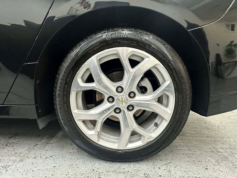 Used 2018 Chevrolet Volt Premier w/ Driver Confidence Package image 60