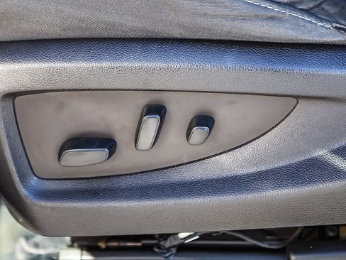 Used 2018 Chevrolet Silverado 1500 LT w/ LT Eassist Package image 18