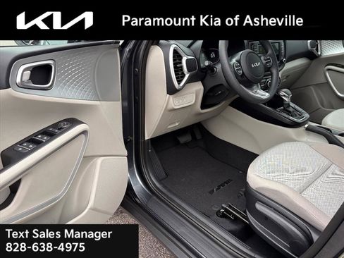 New 2025 Kia Soul LX image 14