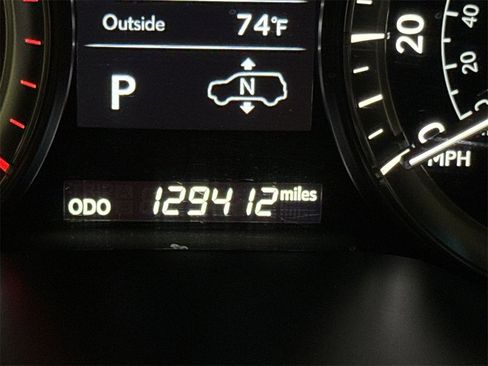 Used 2017 Lexus LX 570 4WD image 15