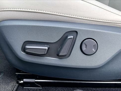 Certified 2023 Kia EV6 Wind w/ Wind Technology Package RWD image 30