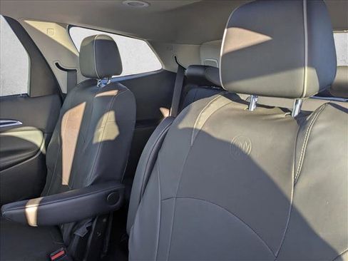 Used 2021 Buick Enclave Avenir w/ Avenir Technology Package image 17