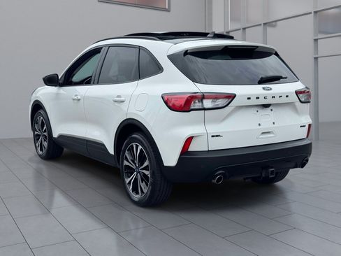 Used 2022 Ford Escape SEL w/ SEL Stealth AWD Package image 5