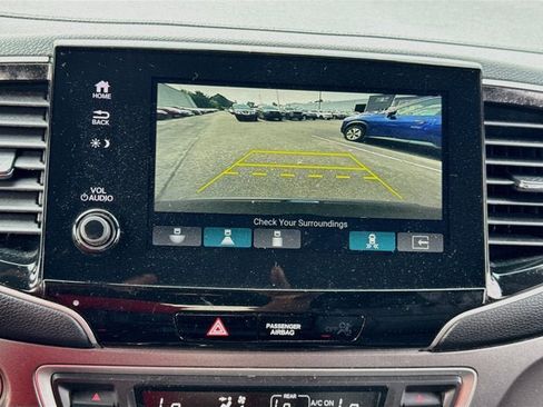 Used 2023 Honda Passport EX-L image 11