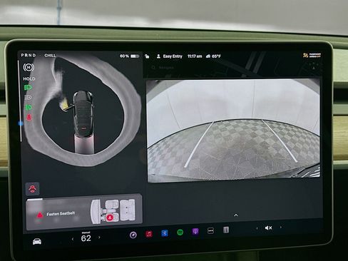 Used 2023 Tesla Model Y Performance image 21