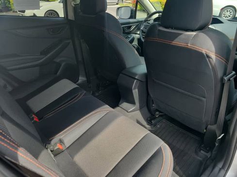 Used 2020 Subaru Crosstrek 2.0i Premium w/ Moonroof Package 1 AWD/4WD image 27