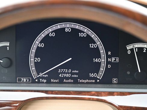 Used 2007 Mercedes-Benz S 550 image 13