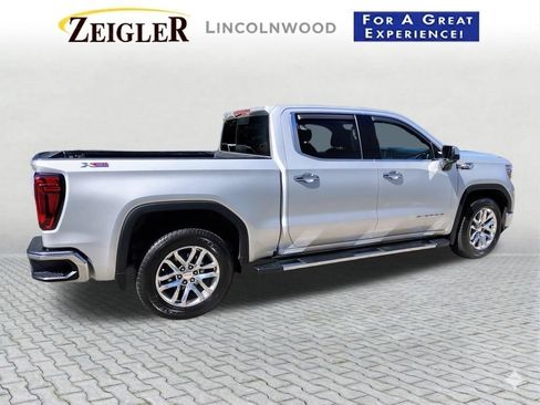 Used 2022 GMC Sierra 1500 SLT w/ SLT Premium Package AWD/4WD image 11