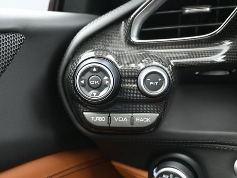 Used 2018 Ferrari 488 GTB RWD image 19