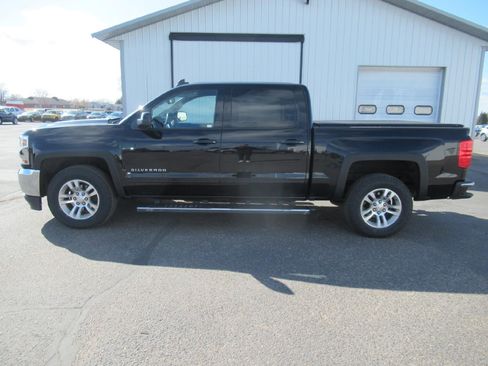 Used 2017 Chevrolet Silverado 1500 LT w/ All Star Edition image 8
