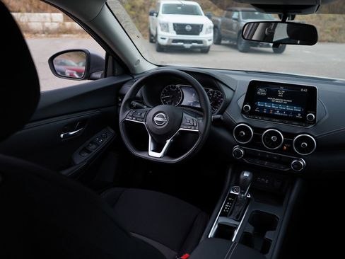 New 2025 Nissan Sentra SV image 12
