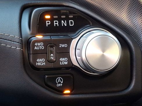 Used 2024 RAM 1500 Limited w/ Body Color Bumper Group image 15