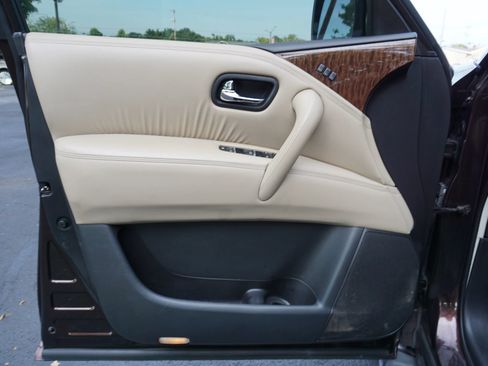 Used 2018 Nissan Armada SL AWD/4WD image 27