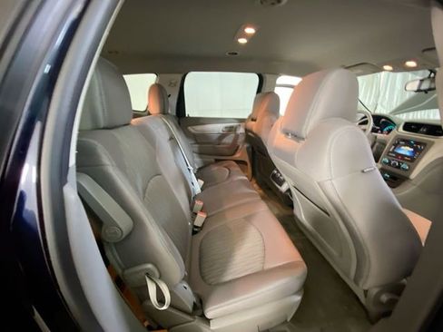 Used 2016 Chevrolet Traverse LS image 32