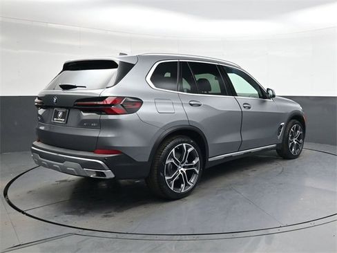New 2026 BMW X5 xDrive40i image 4