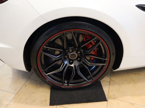 Used 2023 Chevrolet Corvette Z06 w/ Z07 Performance Package RWD image 36