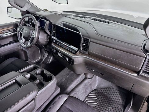 Used 2022 Chevrolet Silverado 1500 RST AWD/4WD image 30