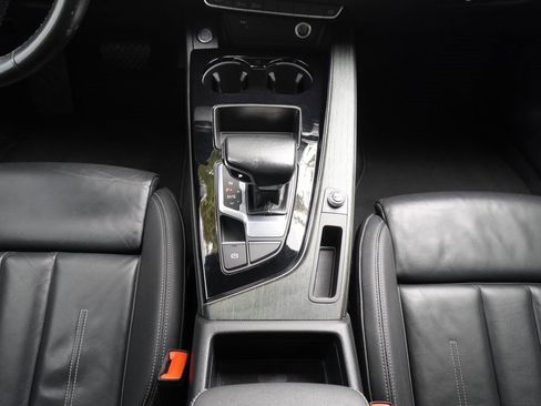 Used 2021 Audi A5 2.0T Premium image 17