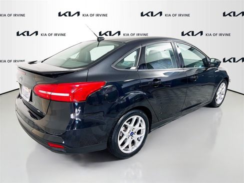 Used 2015 Ford Focus SE image 7