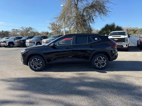 New 2026 Chevrolet Trax LT w/ Driver Confidence Package image 5