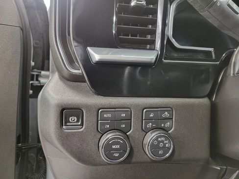 Used 2026 Chevrolet Silverado 1500 RST w/ Dark Appearance Package image 10