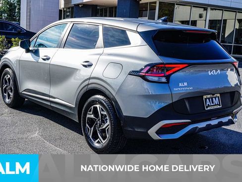 Used 2024 Kia Sportage LX image 5