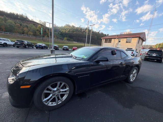Used 2014 Chevrolet Camaro LS RWD image 4