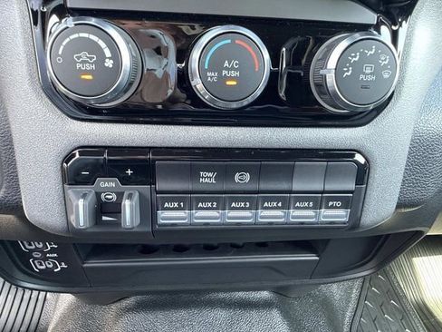 New 2026 RAM 3500 Tradesman w/ Chrome Appearance Group AWD/4WD image 27